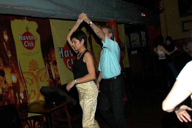 min 2005 12 04 sharkys 135